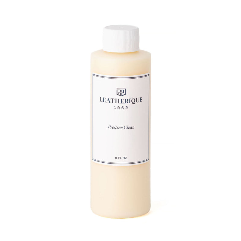 Butelka Leatherique Prestine Clean o pojemności 236 ml (8 oz) na białym tle, etykieta z logo marki i oznaczeniem 8 FL OZ